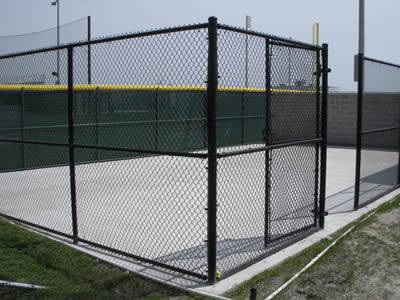A black chain link fence is used for resting land fence.